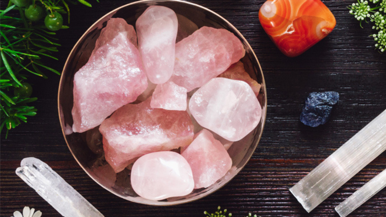 Rose Quartz crystals for heart chakra healing, emotional balance and Reiki energy therapy in Rishikesh.